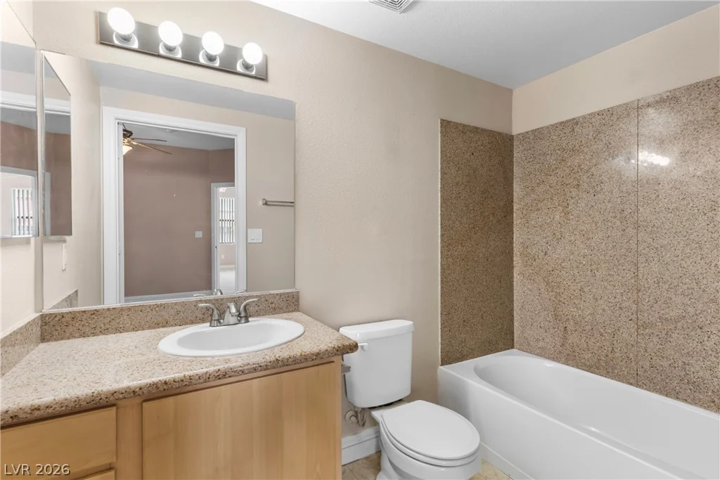 8000 Badura, Las Vegas, NV 89113
