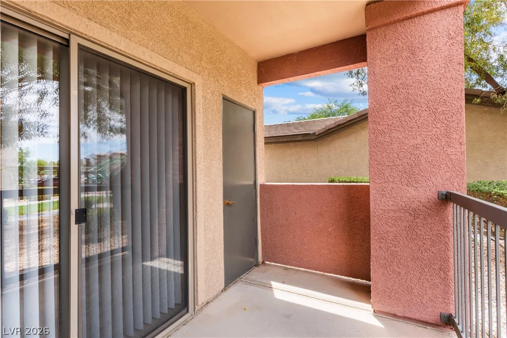 8000 Badura, Las Vegas, NV 89113