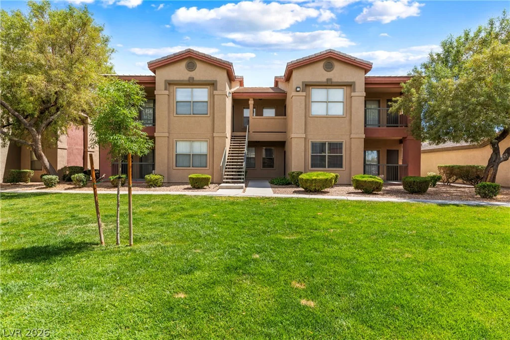 8000 Badura, Las Vegas, NV 89113