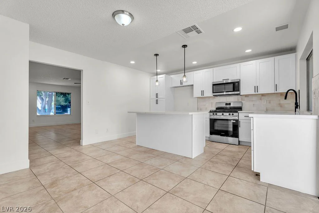4340 Wendy, Las Vegas, NV 89115