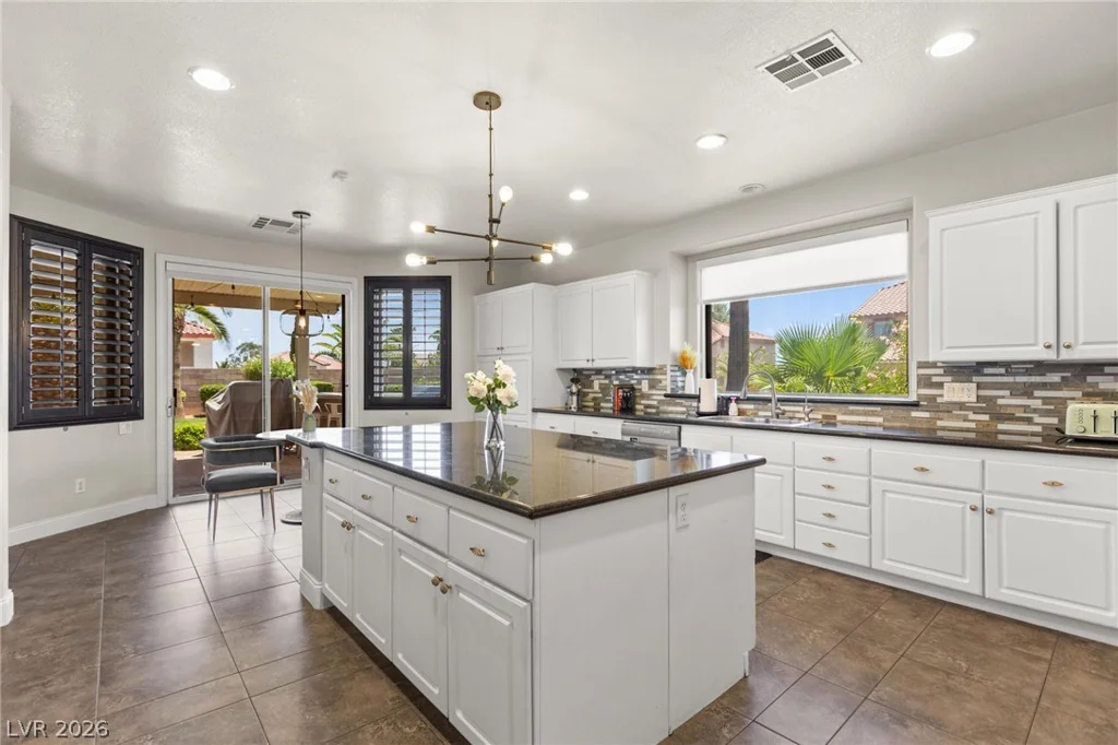 2972 Imperial Purple, Las Vegas, NV 89117