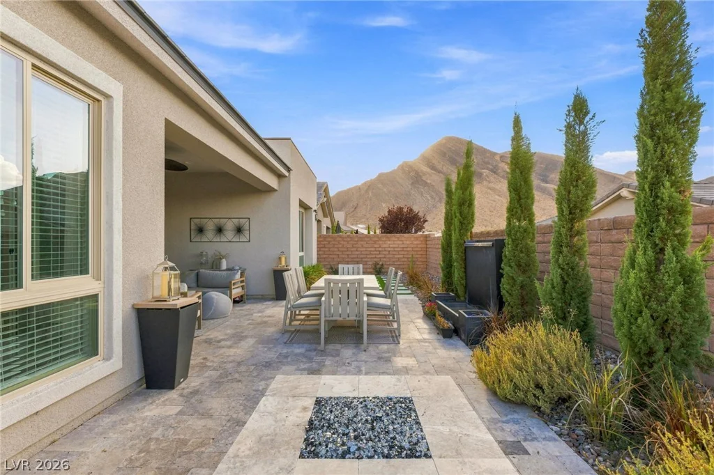 11088 Black Fire Opal, Las Vegas, NV 89138