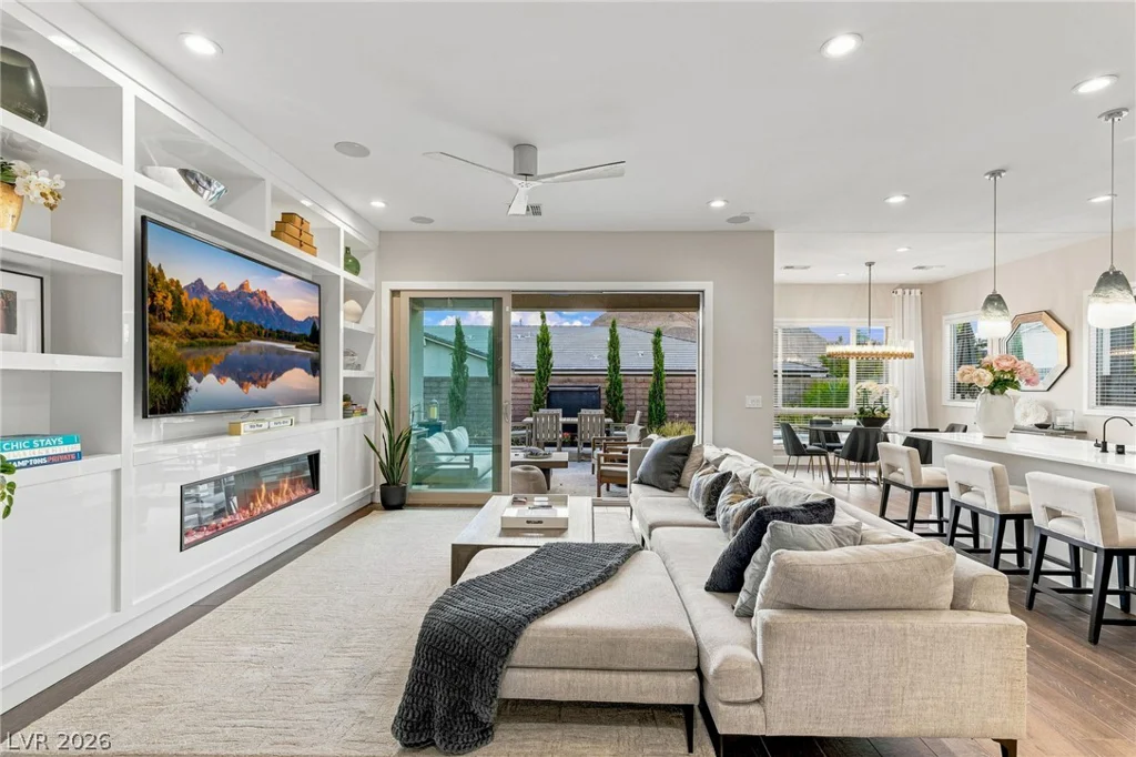 11088 Black Fire Opal, Las Vegas, NV 89138