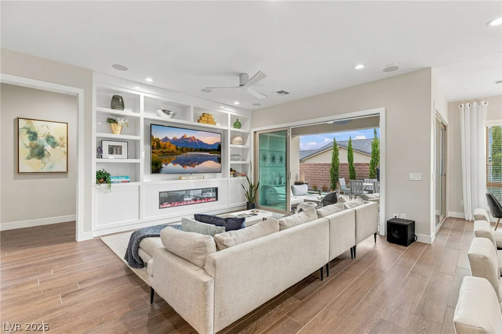 11088 Black Fire Opal, Las Vegas, NV 89138