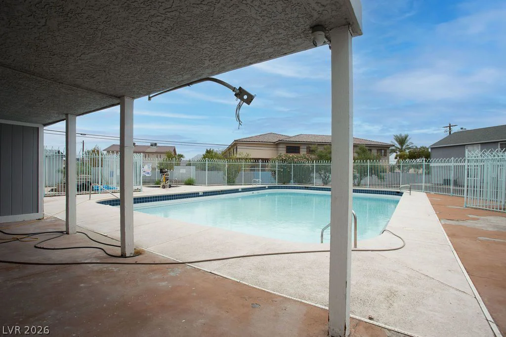 1926 Nebula, Las Vegas, NV 89115