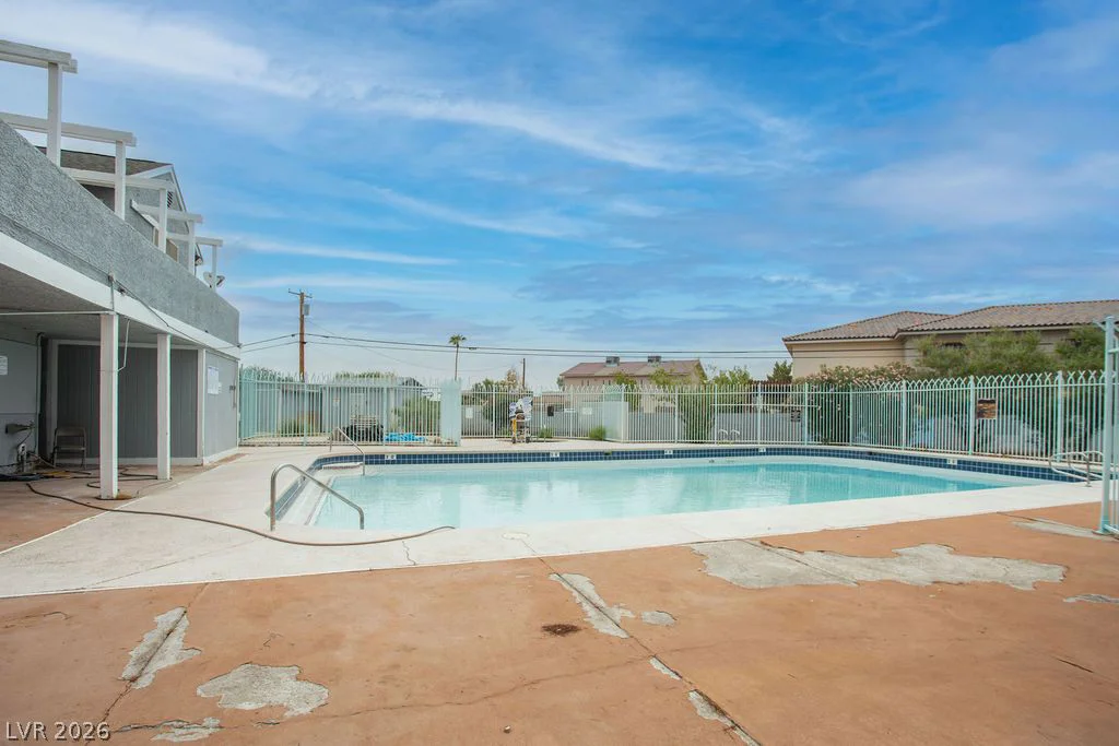 1926 Nebula, Las Vegas, NV 89115