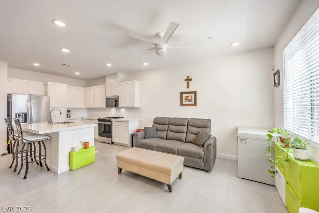 172 Freeport View, Henderson, NV 89011
