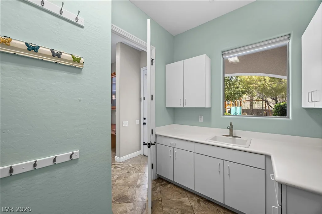 2716 Mona Lisa, Henderson, NV 89044