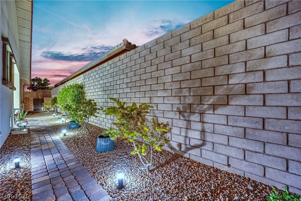 12230 Tempestad, Las Vegas, NV 89138