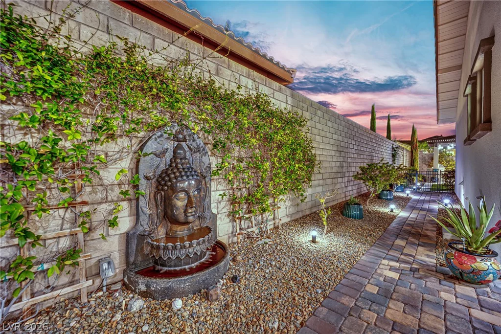 12230 Tempestad, Las Vegas, NV 89138
