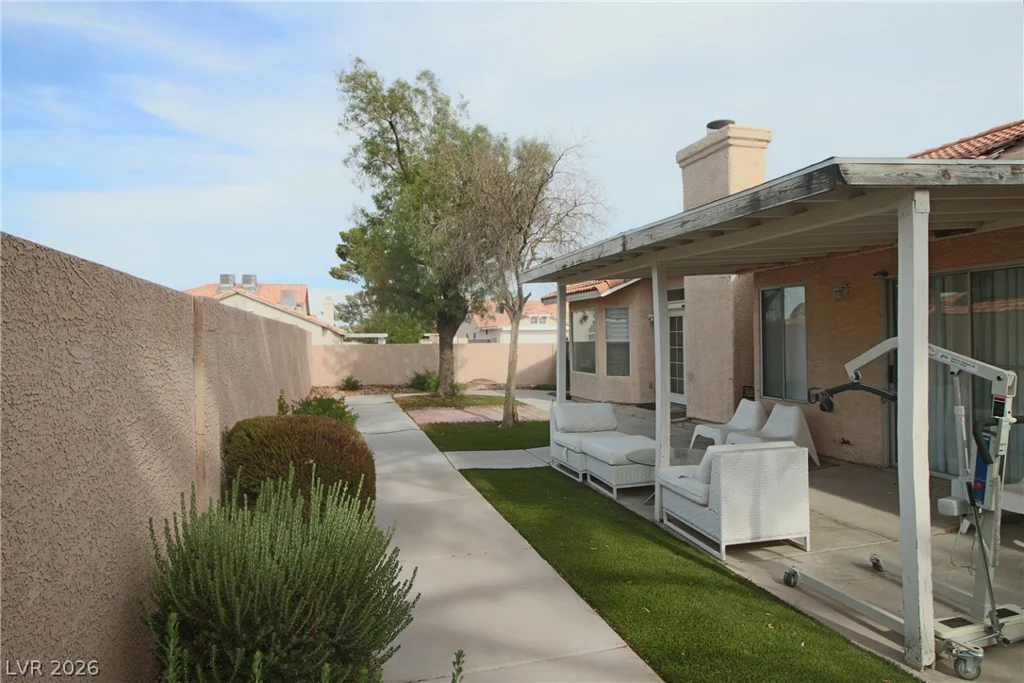 6428 Crystal Dew, Las Vegas, NV 89118