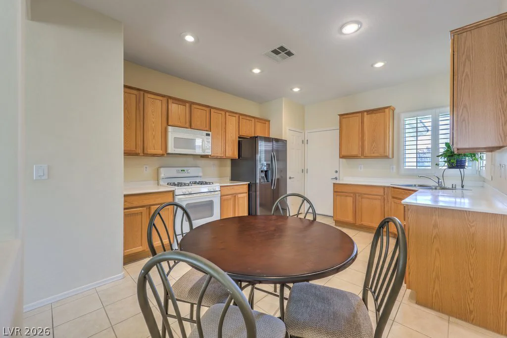 2921 Ivorybill, North Las Vegas, NV 89084