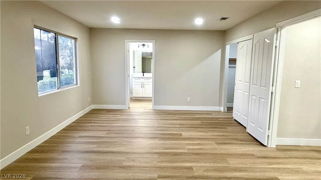 4595 Barnes, Las Vegas, NV 89147