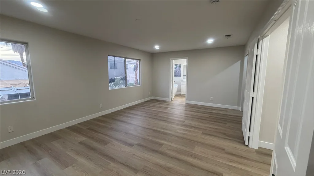 4595 Barnes, Las Vegas, NV 89147
