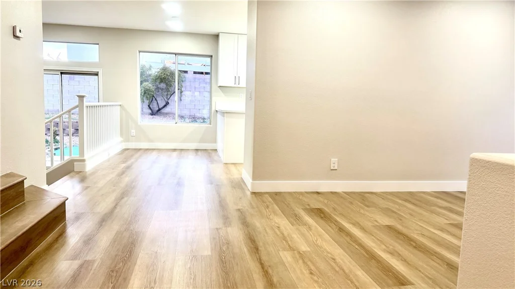 4595 Barnes, Las Vegas, NV 89147