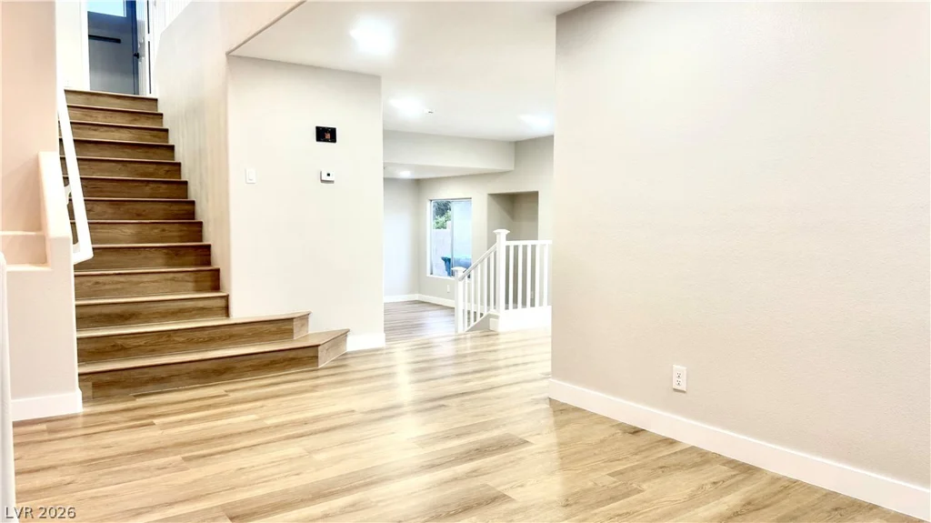 4595 Barnes, Las Vegas, NV 89147