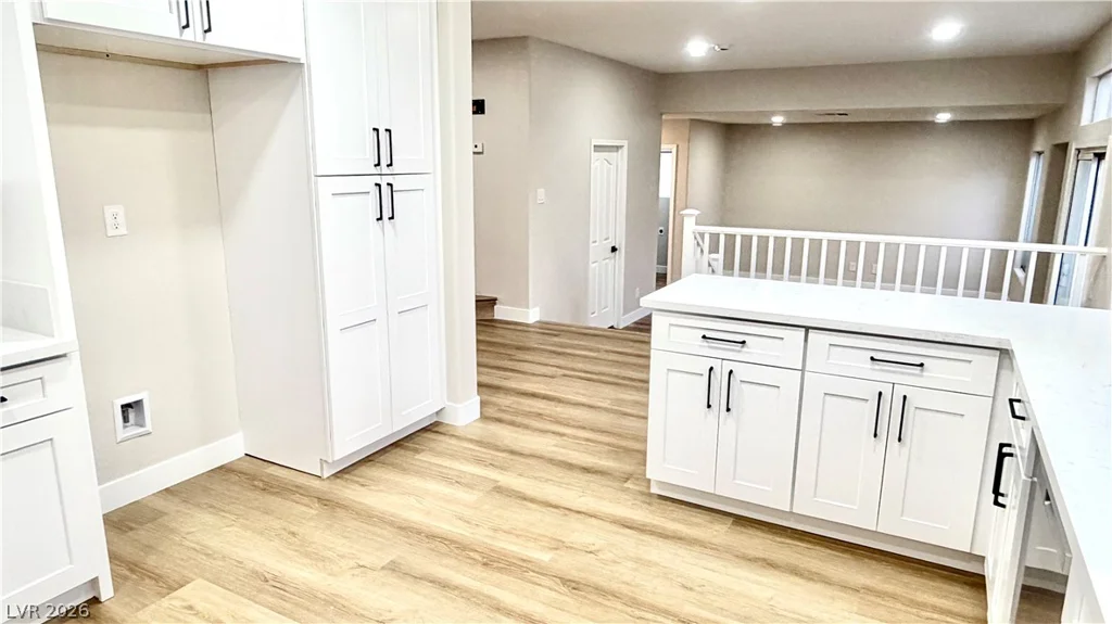 4595 Barnes, Las Vegas, NV 89147