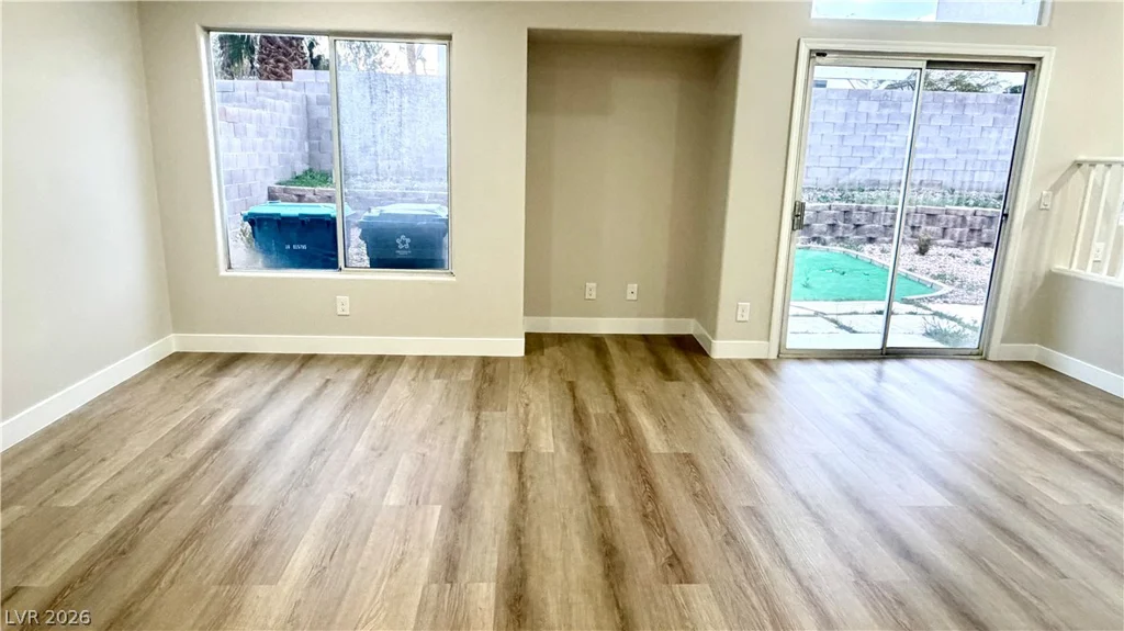 4595 Barnes, Las Vegas, NV 89147