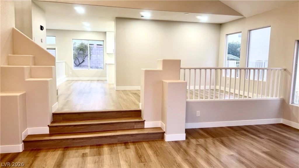 4595 Barnes, Las Vegas, NV 89147