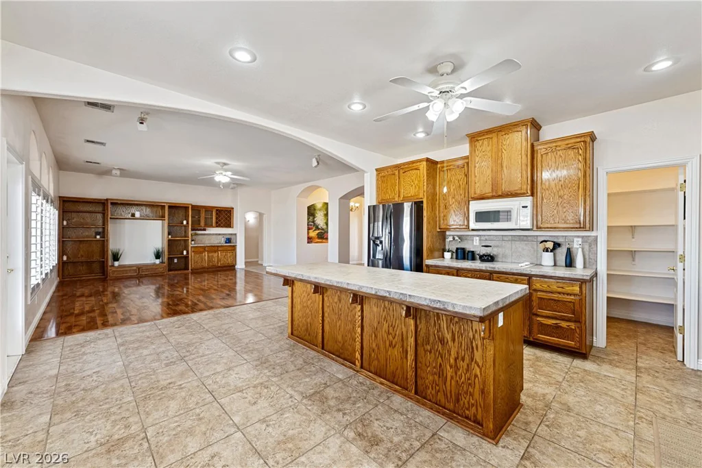 2201 Valentine, Pahrump, NV 89048