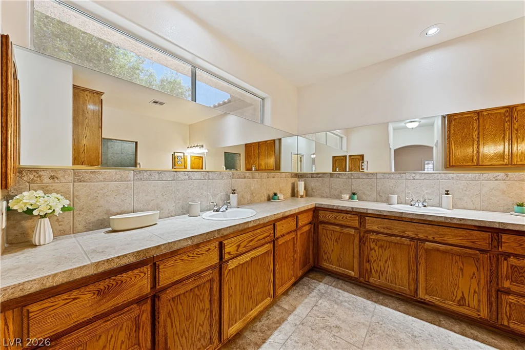 2201 Valentine, Pahrump, NV 89048