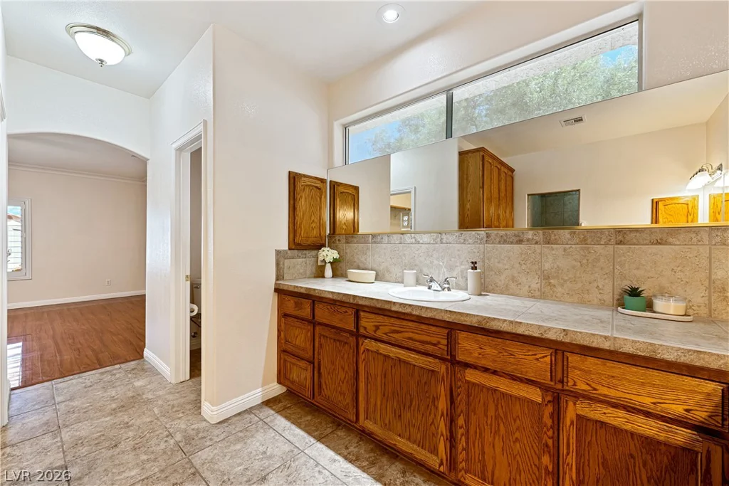 2201 Valentine, Pahrump, NV 89048