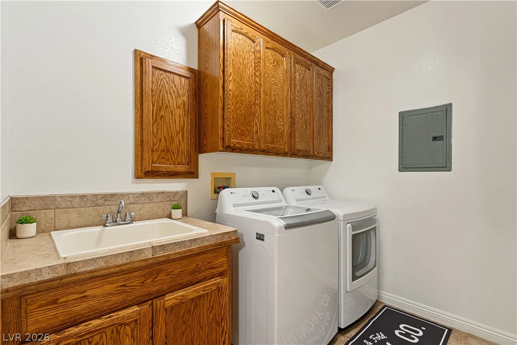 2201 Valentine, Pahrump, NV 89048