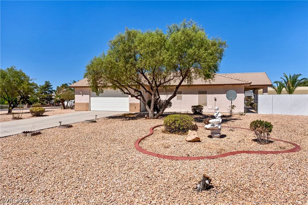 2201 Valentine, Pahrump, NV 89048