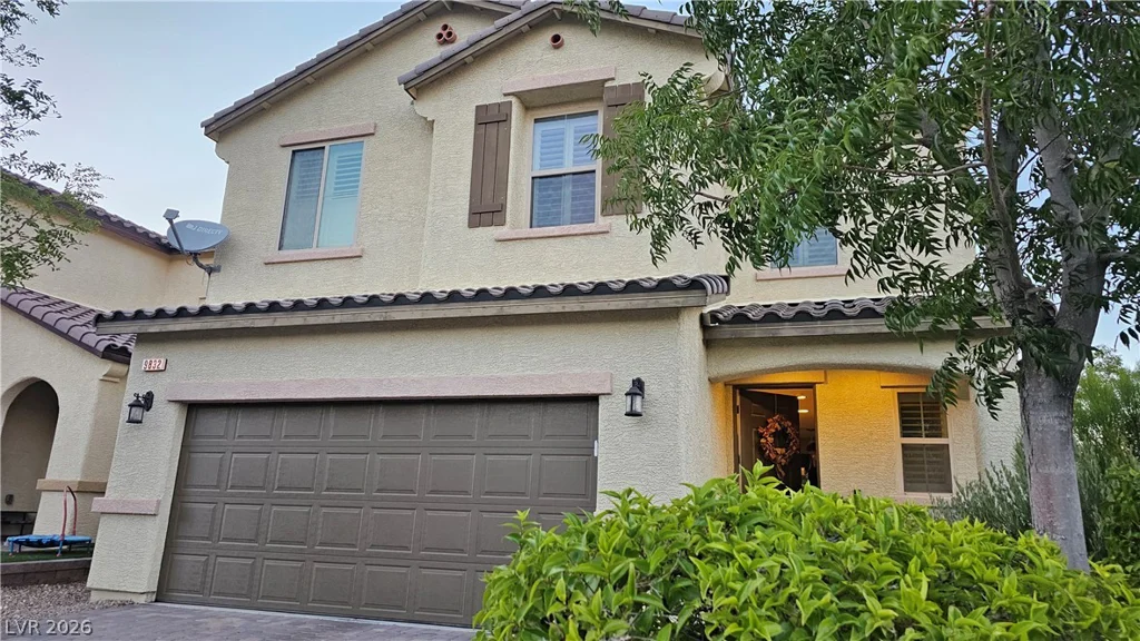 9832 Vista Meadows, Las Vegas, NV 89148