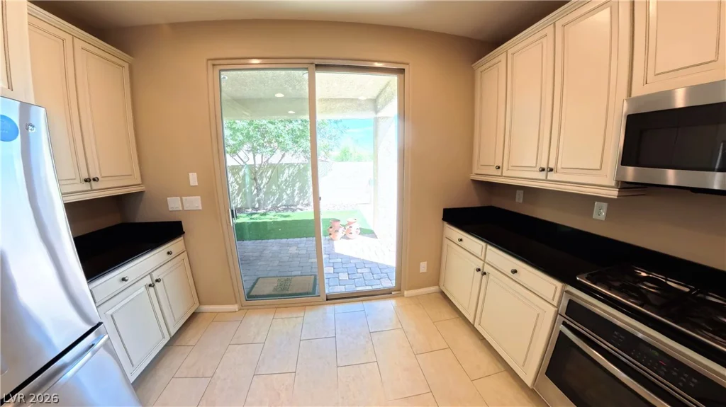 9832 Vista Meadows, Las Vegas, NV 89148