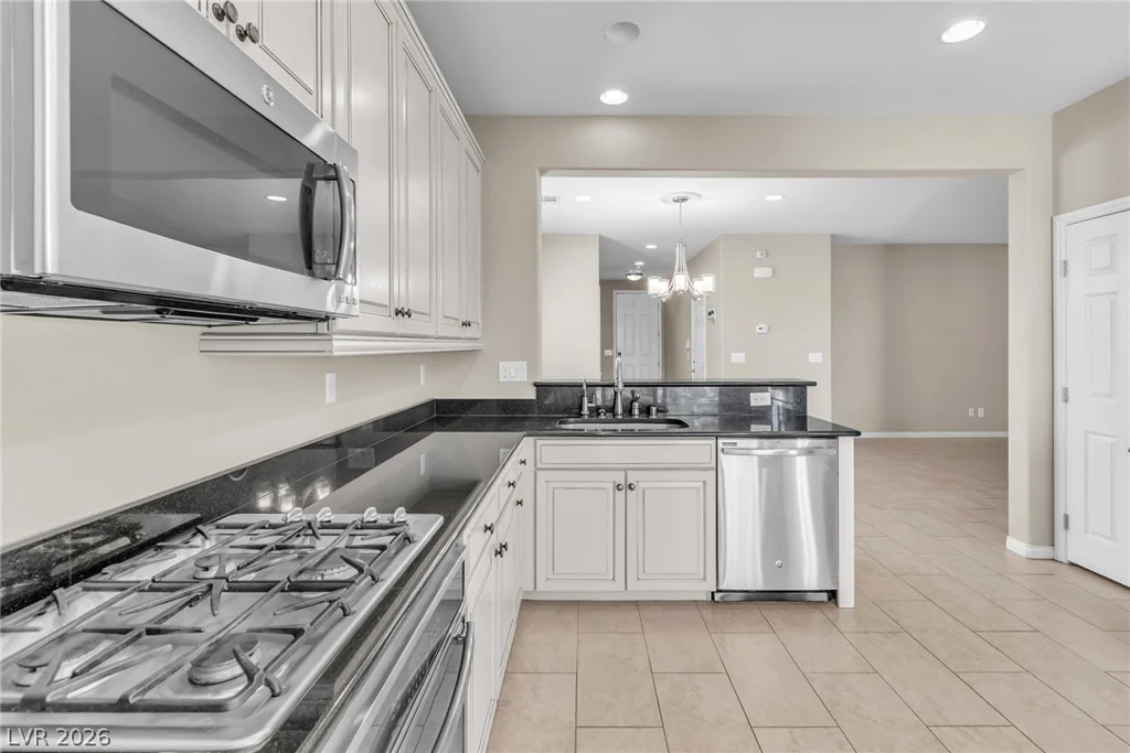 9832 Vista Meadows, Las Vegas, NV 89148