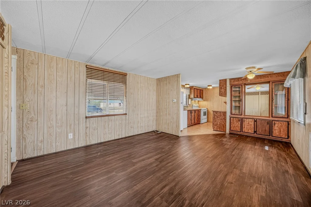 6231 Paula, Pahrump, NV 89048