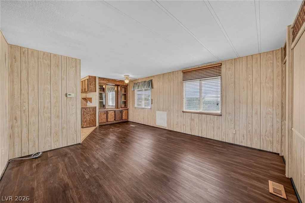 6231 Paula, Pahrump, NV 89048