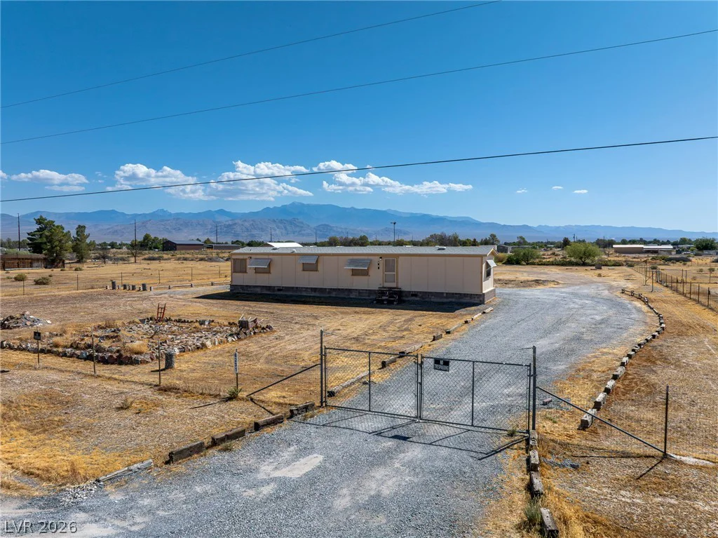 6231 Paula, Pahrump, NV 89048