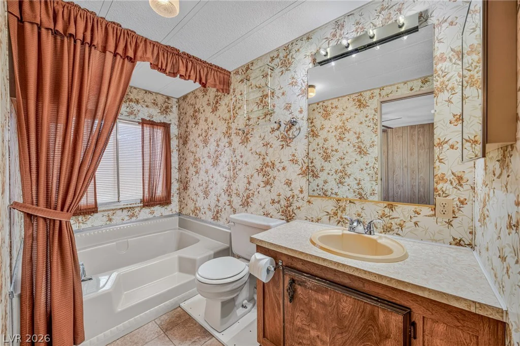 6231 Paula, Pahrump, NV 89048