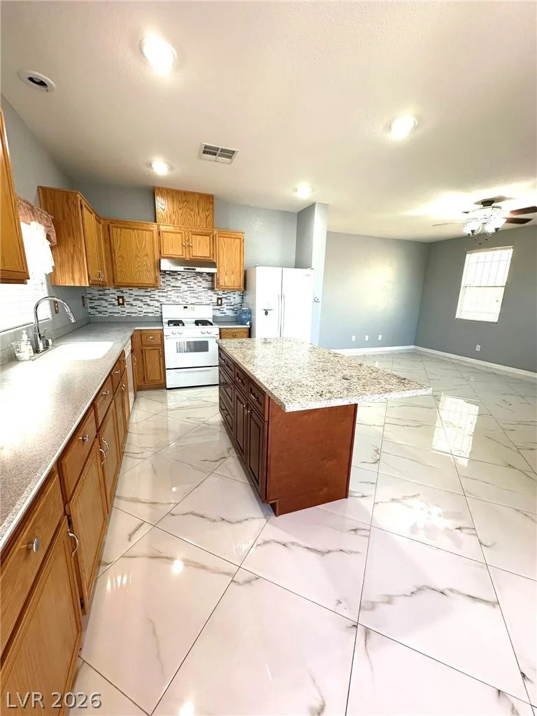 8156 Blue Hope Diamond, Las Vegas, NV 89139