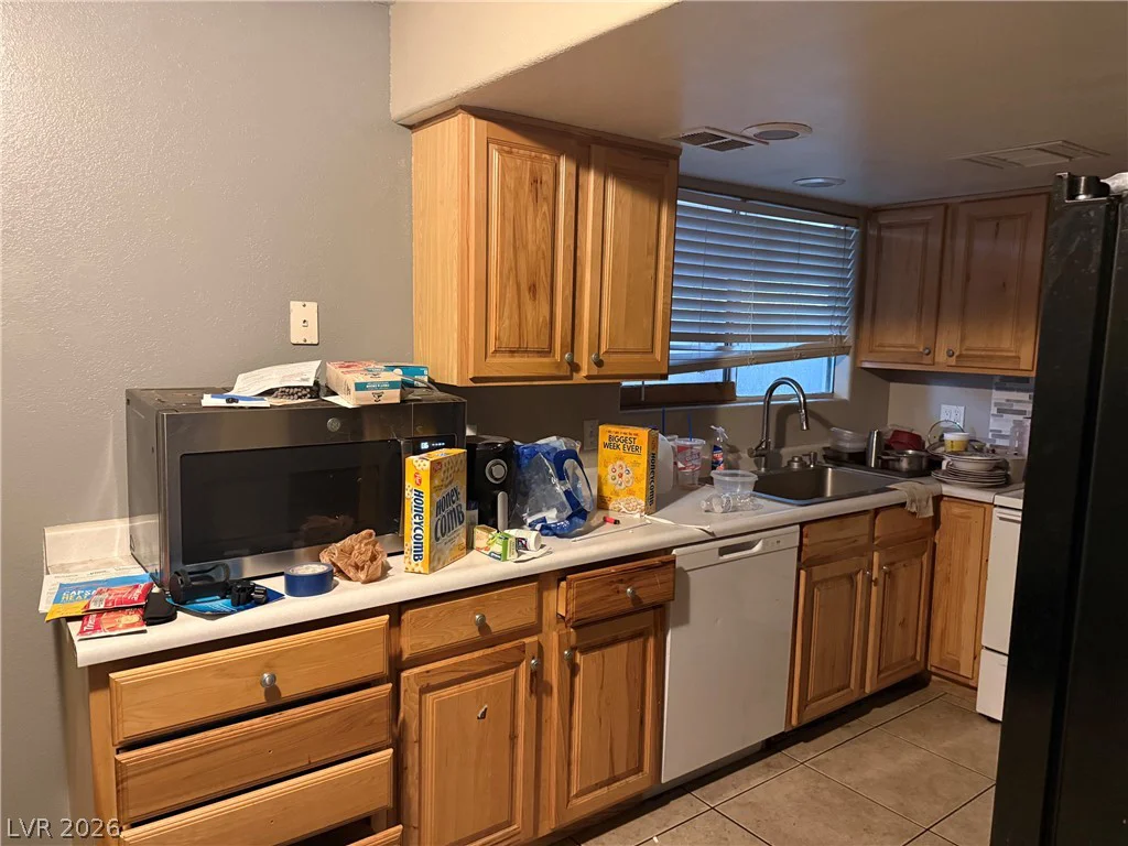 4228 Kona Coast, Las Vegas, NV 89121