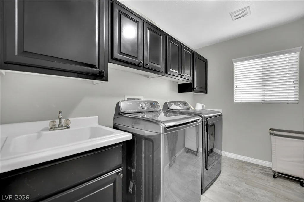 4504 Silverwind, North Las Vegas, NV 89031