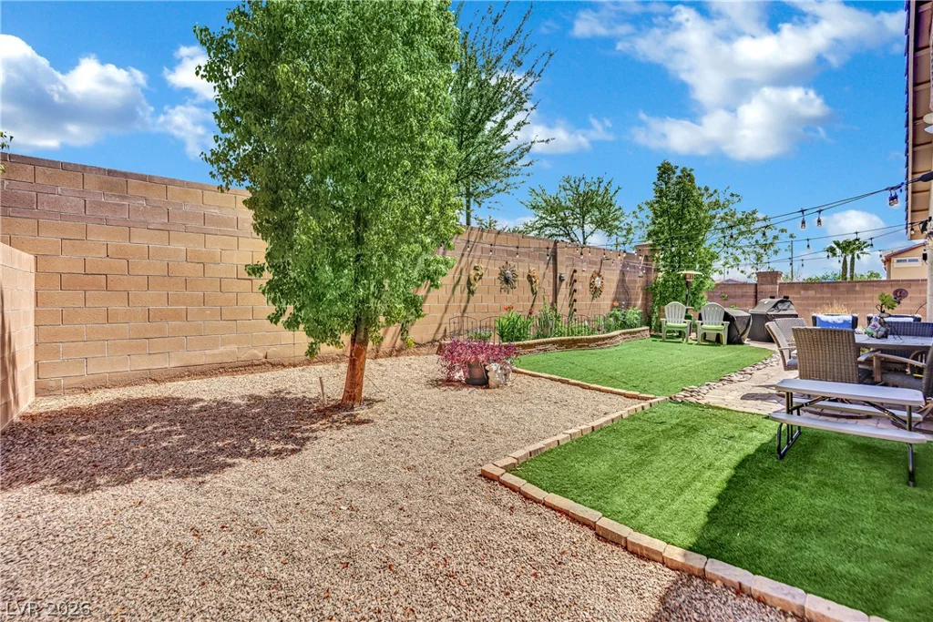 4504 Silverwind, North Las Vegas, NV 89031
