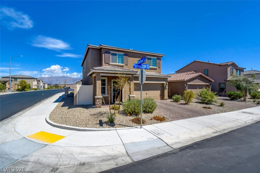 1720 Luna Cliff, North Las Vegas, NV 89032