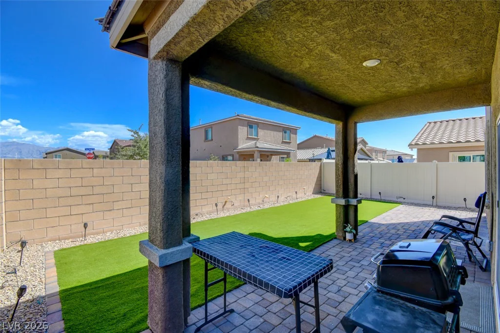 1720 Luna Cliff, North Las Vegas, NV 89032