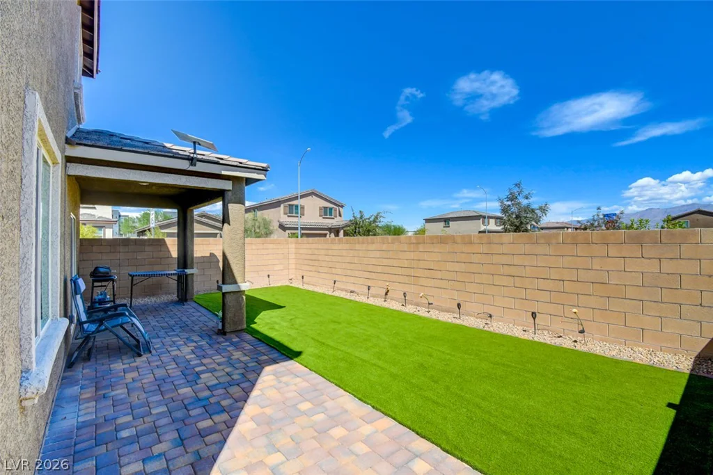 1720 Luna Cliff, North Las Vegas, NV 89032