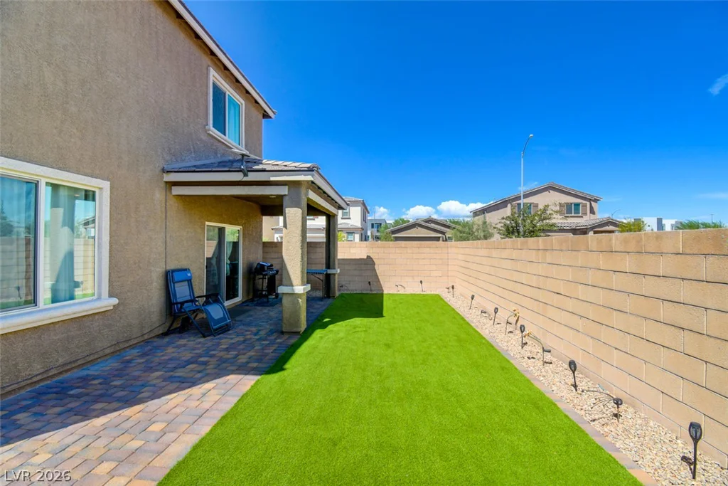 1720 Luna Cliff, North Las Vegas, NV 89032