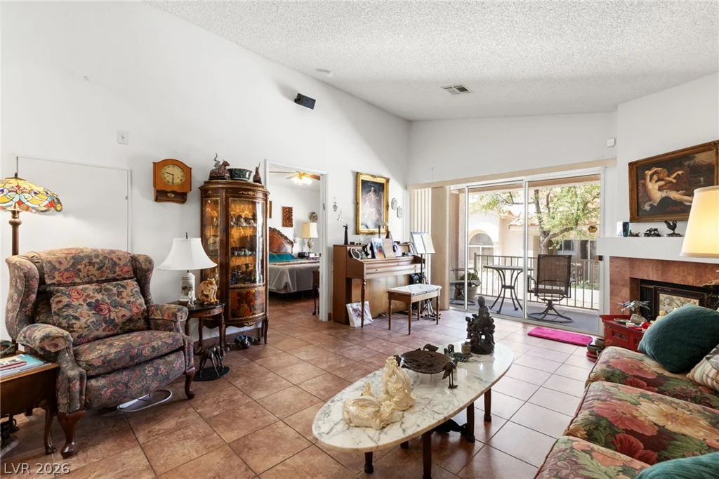 7804 Settlers Ridge, Las Vegas, NV 89145