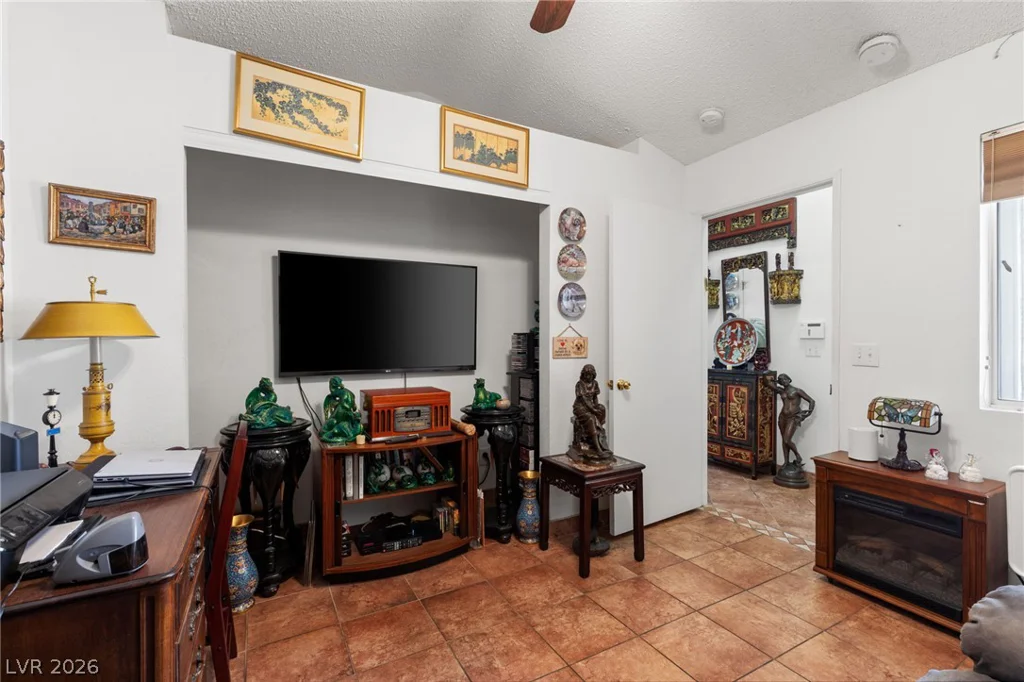 7804 Settlers Ridge, Las Vegas, NV 89145