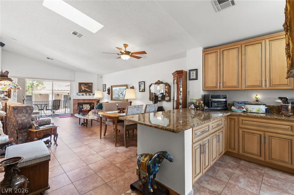 7804 Settlers Ridge, Las Vegas, NV 89145