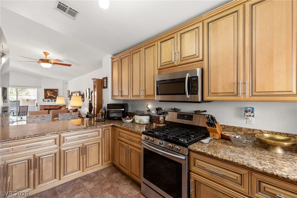 7804 Settlers Ridge, Las Vegas, NV 89145