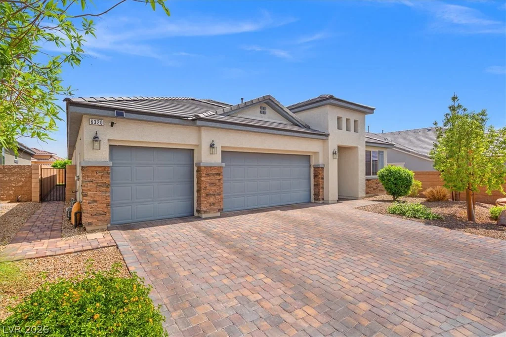 6320 Regina Ridge, Las Vegas, NV 89149