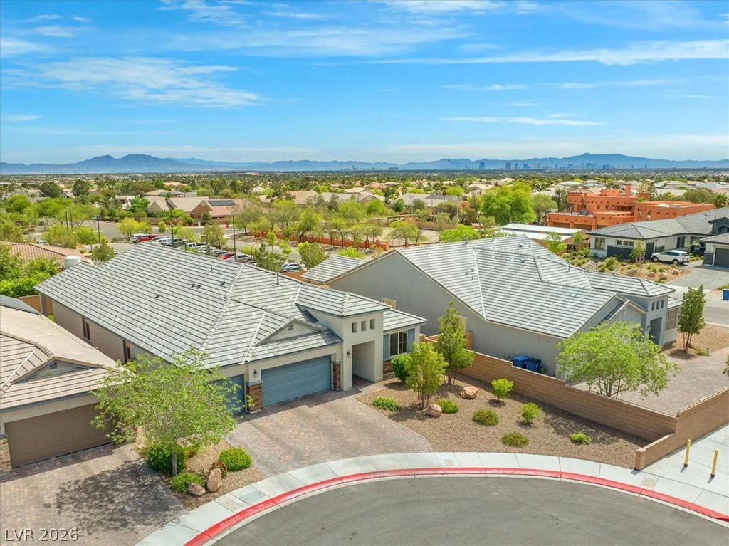 6320 Regina Ridge, Las Vegas, NV 89149