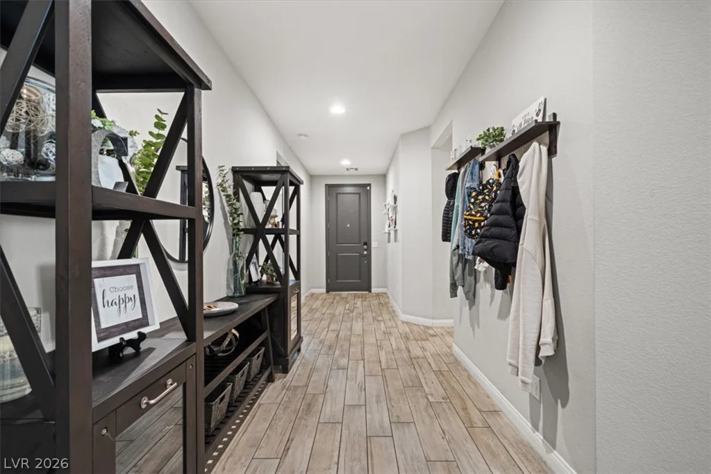 6320 Regina Ridge, Las Vegas, NV 89149